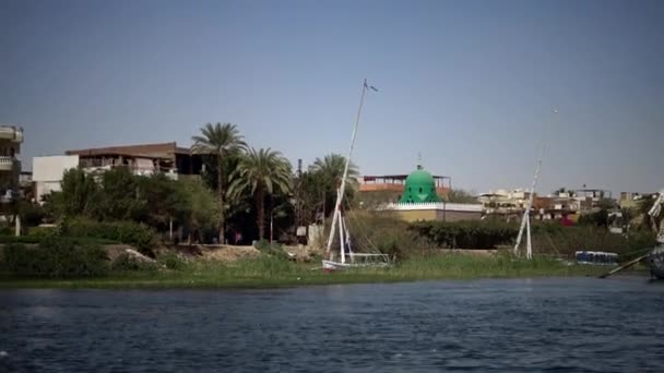 Luxor Egipto Abril 2019 Barco Turístico Río Nilo Luxor Vista — Vídeo de stock