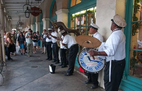 Новий Орлеан Луїзіана Листопада 2011 Вуличні Музиканти Новому Орлеані Cityscape — стокове фото