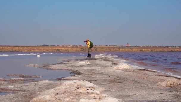 Kuyalnik Liman Ucrania Septiembre 2020 Lago Salado Cristales Sal Fotógrafo — Vídeo de stock