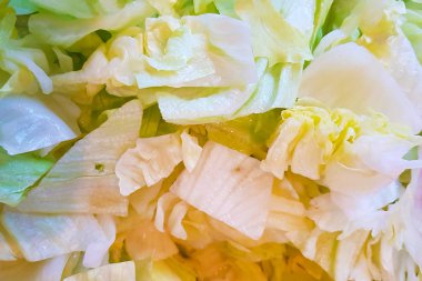 Enfes salata büyük bir plan üst yatay üst görülmektedir.