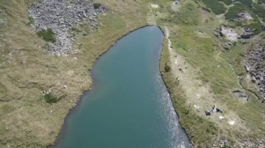 Yayla Gölü Brebenesku Ukraynalı Karpatlar