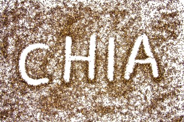 Chia chia kelime chia tohum beyaz zemin üzerine yapılan tohumları.