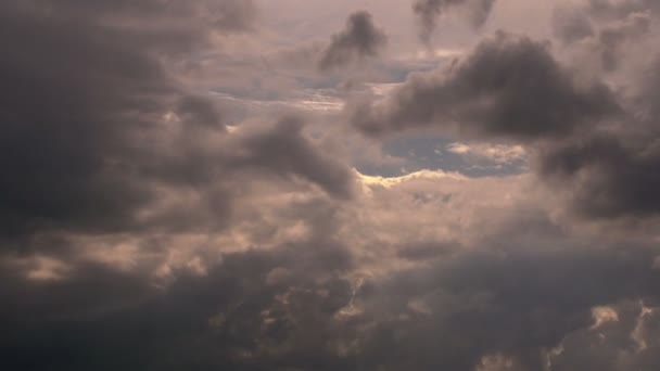 Zeitraffer Sonnenuntergang Färbt Den Himmel Rot Harter Nordhimmel Vor Schwerem — Stockvideo