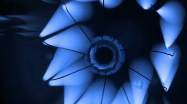 Akkor lamba antika tarzı. Sıcak konu alternatif akım etkisi altında titreşim