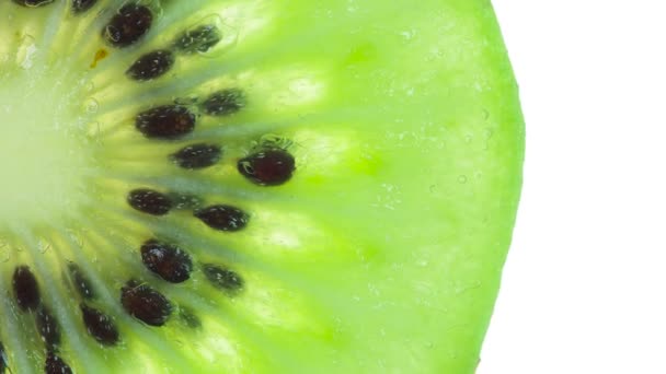 Wir Drücken Eine Helle Scheibe Kiwi Kiwi Fruchtscheiben Werden Komprimiert — Stockvideo