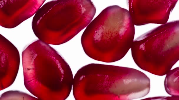 Esmagar Monte Garnet Fruit Sementes Romã São Comprimidas Esmagadas Perto — Vídeo de Stock