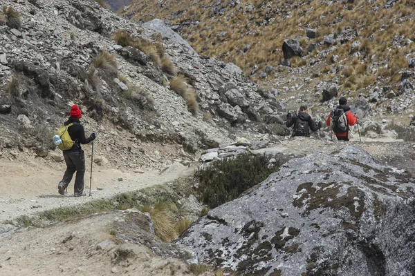 Machu Pichuu Pueblo Peru September 2018 Unidentified Group Trekkers Hiking — Stock Photo, Image