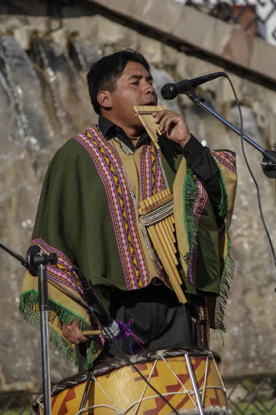 Machu Pichuu Pueblo Peru Września 2018 Niezidentyfikowany Mężczyzna Typowe Ubrania — Zdjęcie stockowe