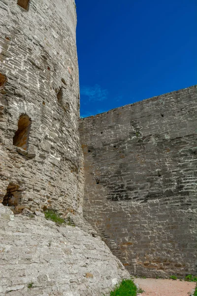 Edificios Históricos Antigua Fortaleza Con Torres Murallas Que Sobrevivido Hasta — Foto de Stock