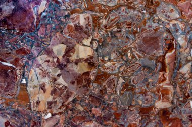 Mermer doku kökenli. Çok renkli kapanımlar farklı taş. Kapanımlar çeşitli formları. Retro tarzı dekorasyonda iç panelleri.