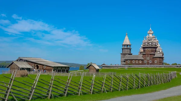 Historisch Architectonisch Etnografisch Openluchtmuseum Reservaat Kizhi Uitzicht Vanuit Verte Een — Stockfoto