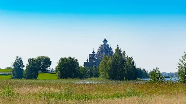 Landschap Het Kizhi Eiland Lake Onega Een Zomerse Zonnige Dag — Stockfoto