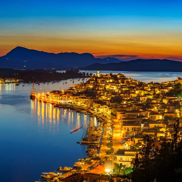 Poros bei Nacht, Griechenland — Stockfoto