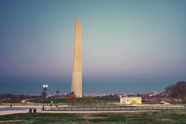 Monumento a Washington una notte, Stati Uniti d'America — Foto Stock