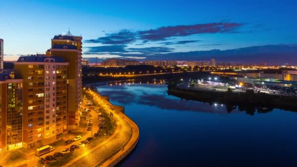 Timelapse du coucher du soleil sur la rivière Moscou — Video