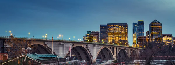 Key bridge på natten i Washington Dc — Stockfoto