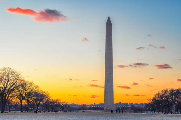 Monumento di Washington al crepuscolo, USA — Foto Stock