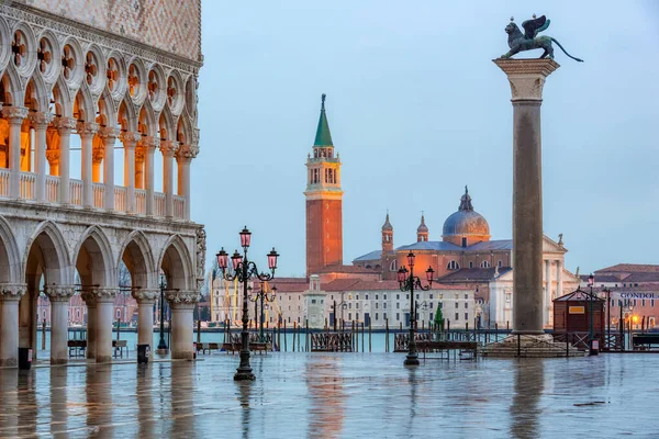 Piazza San Marco alacakaranlıkta, Venedik — Stok fotoğraf
