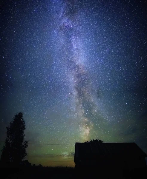 夜空と乳白色の道 — ストック写真