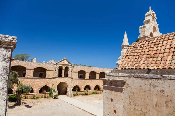 Courtyard of the old monastery. — Stock Photo, Image