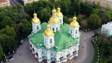 Nikolsky Katedrali 'nin yukarıdan görünüşü. Aziz Petersburg. Rusya. 