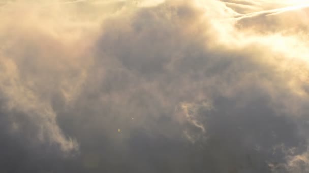 Nubes Doradas Amanecer — Vídeo de stock