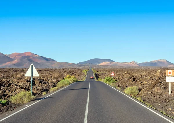 Estrada Panorâmica Paisagem Vulcânica Parque Nacional Timanfaya Lanzarote Ilhas Canárias — Fotografia de Stock