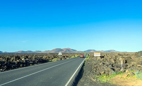 Estrada Panorâmica Paisagem Vulcânica Parque Nacional Timanfaya Lanzarote Ilhas Canárias — Fotografia de Stock