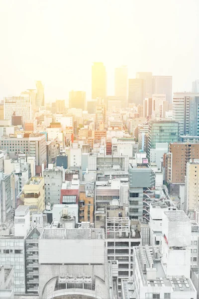 Sabah mavi parlak gökyüzünde Nagoya, Japonya mix elle çizilmiş kroki çizim Nagoya Tv Tower ve Asya iş kavramı - panoramik modern cityscape bina kuş göz altında gündoğumu havadan görünümü