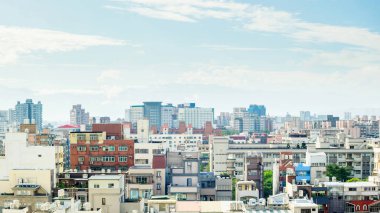 İş ve kültür kavramı - Tayvan dramatik sabah mavi bulutlu gökyüzü altında panoramik modern şehir manzarası kuş gözü havadan görünümü