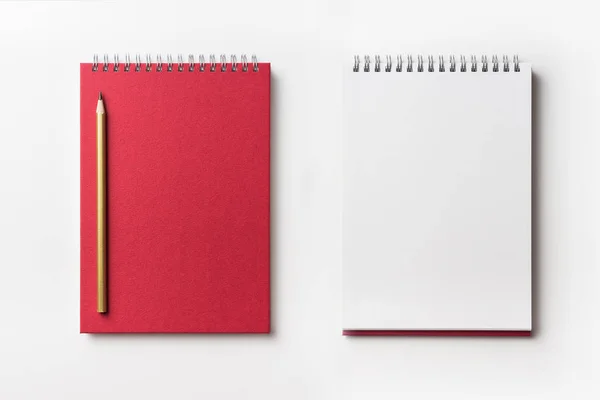 Concept Conception Vue Dessus Carnet Spirale Rouge Collection Crayons Couleur — Photo