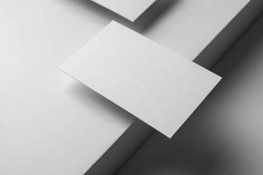 Beyaz arka planda kopya alanı olan kartvizit 