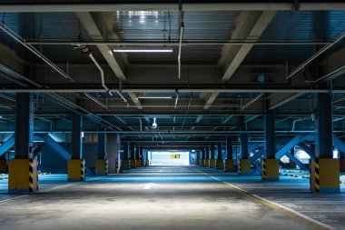 yeraltı boş otopark garajı