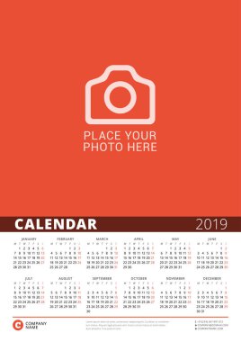 2019 yılı takvim poster. Vektör tasarım yer için fotoğraf yazdırma şablonu. Hafta Pazartesi günü başlar.