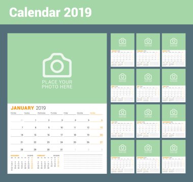 Duvar takvimi 2019 yıl için. Vektör tasarım yazdırma şablonu. Hafta Pazartesi günü başlar. 12 ay kümesi. Vektör çizim