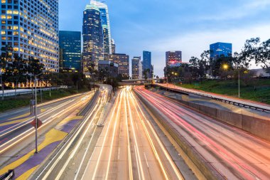 Los Angeles şehir merkezinde günbatımı, La California, ABD