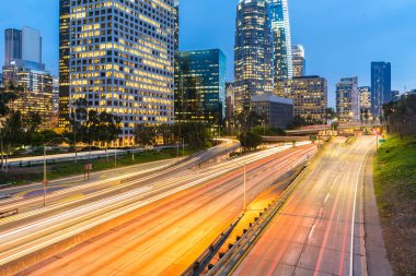 Los Angeles şehir merkezinde günbatımı, La California, ABD