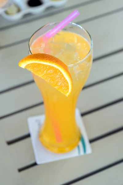 Orangensaft Aus Frischer Orange Glas — Stockfoto