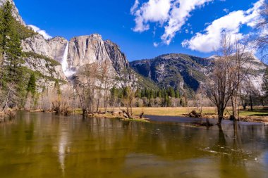 Köprü Yosemite California San Francisco ABD'de sallanan dan Yosemite Vadisi Milli Parkı