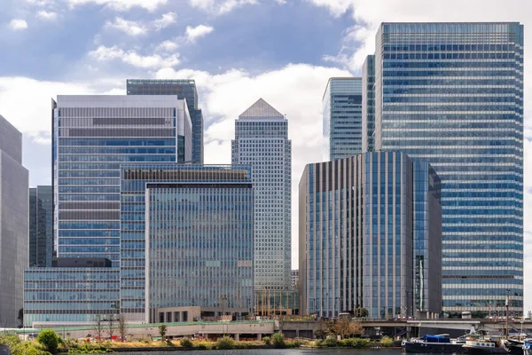 Panoramata Canary Wharf Londýn Velká Británie — Stock fotografie