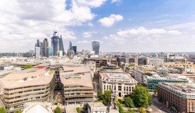 Londra İngiltere'de İngiltere'de Londra şehir cityscape silüetini binalar