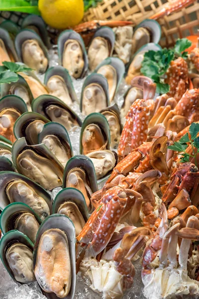 Fresh Seafood Ice Buffet Line — Stock Photo, Image