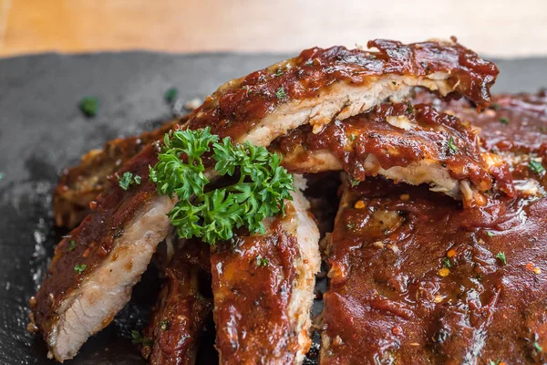 Costillas Traseras Cerdo Asadas Parrilla Cerca — Foto de Stock