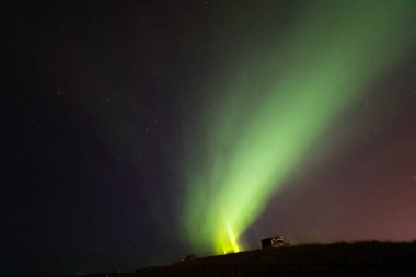 Kuzey ışık Aurora borealis Keflavik Reykjavik alanda İzlanda
