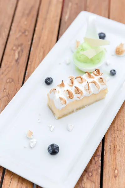 Dessert Cheesecake Lime Sherbet Ice Cream — Stock Photo, Image
