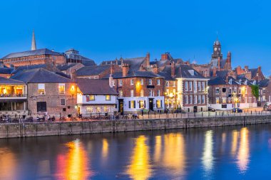 York cityscape boyunca nehir ouse günbatımı dusk, York Yorkshire İngiltere İngiltere.