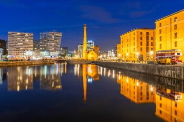 Liverpool iskele baş ve alber bina manzarası gün batımı gün batımında, dock Liverpool İngiltere İngiltere.