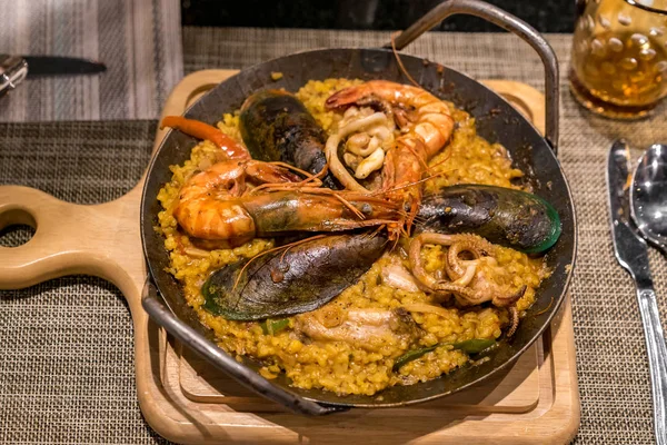 Paella Riso Frutti Mare Cibo Gourmet Spagnolo — Foto Stock