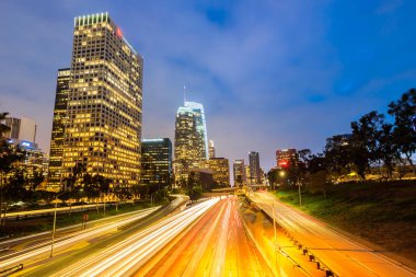 Los Angeles şehir merkezinde günbatımı, La California, ABD