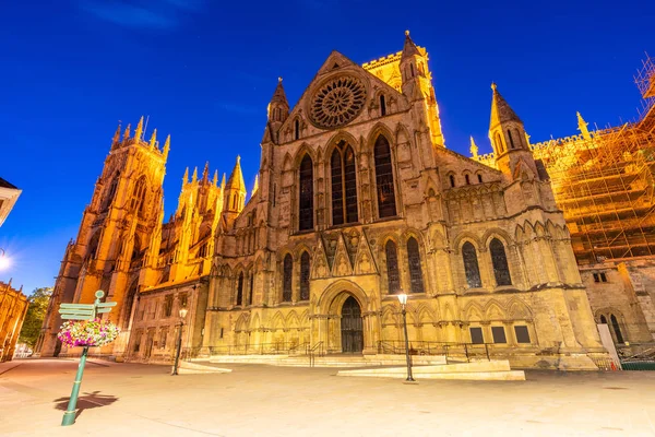 York Minster Katedrali Günbatımı Alacakaranlıkta York Ngiltere — Stok fotoğraf